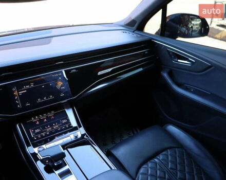 Черный Ауди SQ7, объемом двигателя 4 л и пробегом 103 тыс. км за 93900 $, фото 45 на Automoto.ua