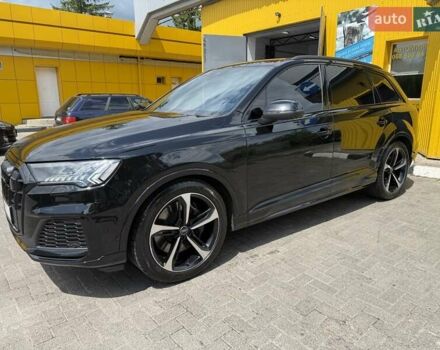 Черный Ауди SQ7, объемом двигателя 4 л и пробегом 70 тыс. км за 90000 $, фото 6 на Automoto.ua