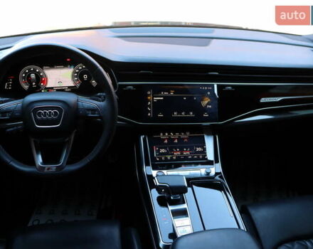 Черный Ауди SQ7, объемом двигателя 4 л и пробегом 103 тыс. км за 93900 $, фото 44 на Automoto.ua