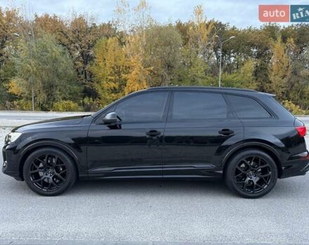 Черный Ауди SQ7, объемом двигателя 4 л и пробегом 20 тыс. км за 107000 $, фото 6 на Automoto.ua