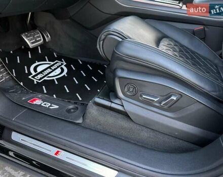 Черный Ауди SQ7, объемом двигателя 4 л и пробегом 20 тыс. км за 109900 $, фото 48 на Automoto.ua