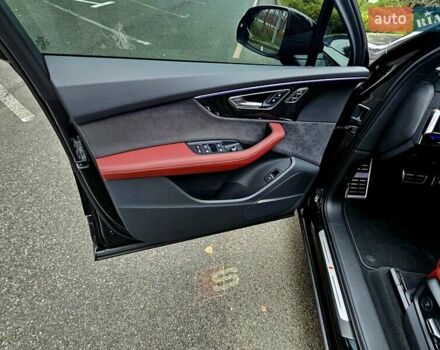 Чорний Ауді SQ7, об'ємом двигуна 4 л та пробігом 42 тис. км за 103000 $, фото 36 на Automoto.ua