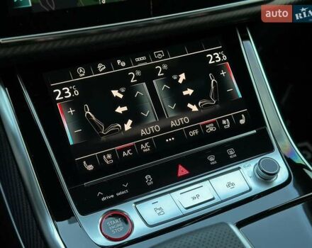 Черный Ауди SQ7, объемом двигателя 4 л и пробегом 20 тыс. км за 109900 $, фото 83 на Automoto.ua