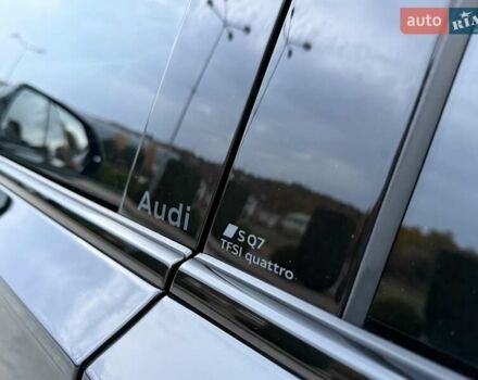 Черный Ауди SQ7, объемом двигателя 4 л и пробегом 20 тыс. км за 107000 $, фото 40 на Automoto.ua