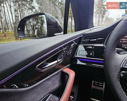 Чорний Ауді SQ7, об'ємом двигуна 4 л та пробігом 42 тис. км за 103000 $, фото 29 на Automoto.ua