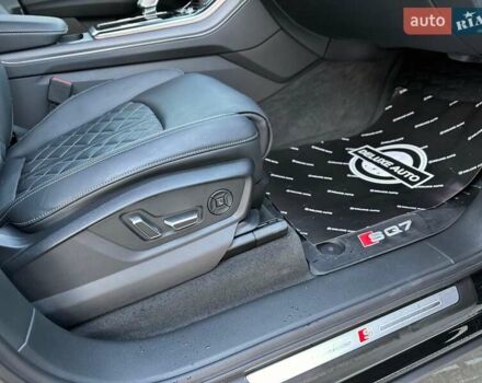 Черный Ауди SQ7, объемом двигателя 4 л и пробегом 20 тыс. км за 109900 $, фото 60 на Automoto.ua