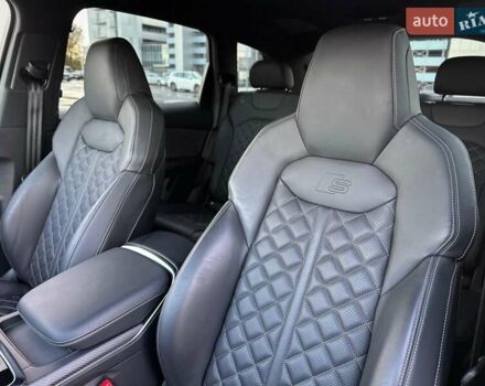 Черный Ауди SQ7, объемом двигателя 4 л и пробегом 20 тыс. км за 109900 $, фото 46 на Automoto.ua