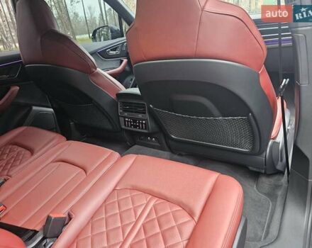 Чорний Ауді SQ7, об'ємом двигуна 4 л та пробігом 42 тис. км за 103000 $, фото 50 на Automoto.ua
