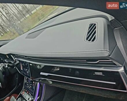 Чорний Ауді SQ7, об'ємом двигуна 4 л та пробігом 42 тис. км за 103000 $, фото 49 на Automoto.ua