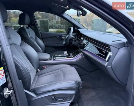 Черный Ауди SQ7, объемом двигателя 4 л и пробегом 20 тыс. км за 107000 $, фото 20 на Automoto.ua