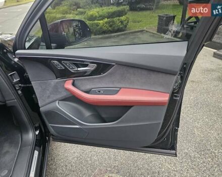 Чорний Ауді SQ7, об'ємом двигуна 4 л та пробігом 42 тис. км за 103000 $, фото 4 на Automoto.ua