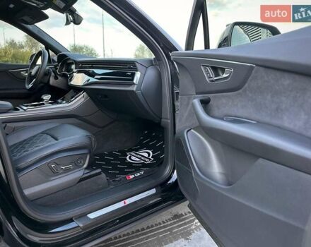 Черный Ауди SQ7, объемом двигателя 4 л и пробегом 20 тыс. км за 109900 $, фото 57 на Automoto.ua