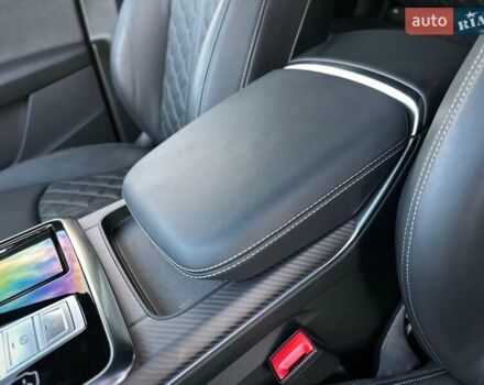 Черный Ауди SQ7, объемом двигателя 4 л и пробегом 20 тыс. км за 109900 $, фото 50 на Automoto.ua