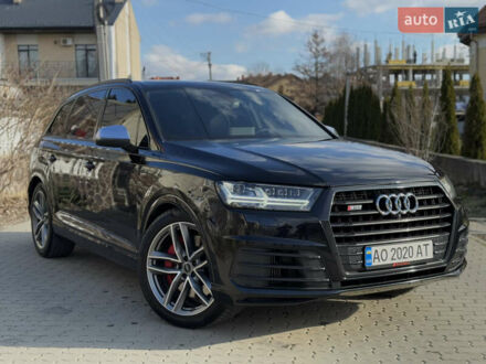 Ауді SQ7 2017 у Ужгороді на Automoto.ua Чорний Ауді SQ7, об'ємом двигуна 3.96 л та пробігом 130 тис. км за 59900 $, фото 1 на Automoto.ua