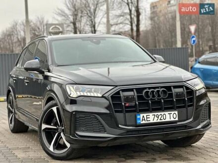 Черный Ауди SQ7, объемом двигателя 4 л и пробегом 70 тыс. км за 84000 $, фото 1 на Automoto.ua