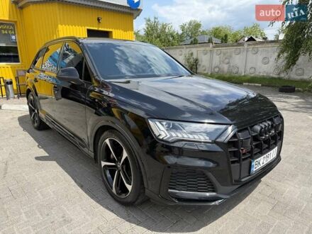 Ауди SQ7 2023 в Ровно на Automoto.ua Черный Ауди SQ7, объемом двигателя 4 л и пробегом 70 тыс. км за 90000 $, фото 1 на Automoto.ua