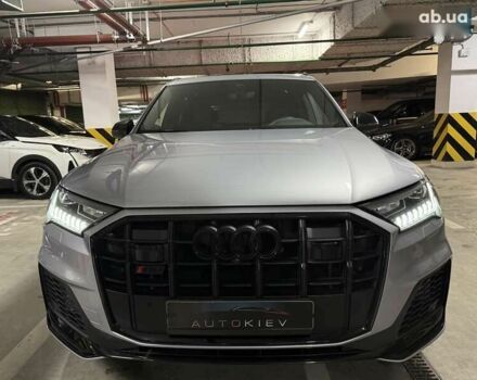 Ауди SQ7, объемом двигателя 4 л и пробегом 90 тыс. км за 67500 $, фото 4 на Automoto.ua