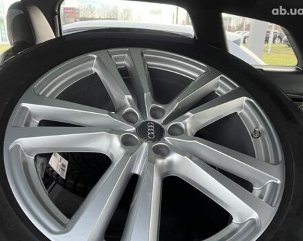 Ауді SQ7, об'ємом двигуна 3.96 л та пробігом 82 тис. км за 95856 $, фото 26 на Automoto.ua