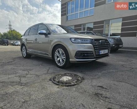 Сірий Ауді SQ7, об'ємом двигуна 3.96 л та пробігом 190 тис. км за 45000 $, фото 2 на Automoto.ua