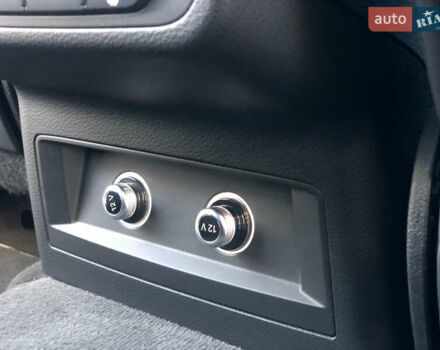 Серый Ауди SQ7, объемом двигателя 3.96 л и пробегом 103 тыс. км за 62000 $, фото 102 на Automoto.ua