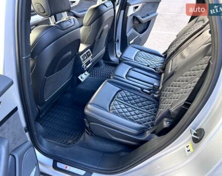 Серый Ауди SQ7, объемом двигателя 3.96 л и пробегом 96 тыс. км за 55750 $, фото 53 на Automoto.ua