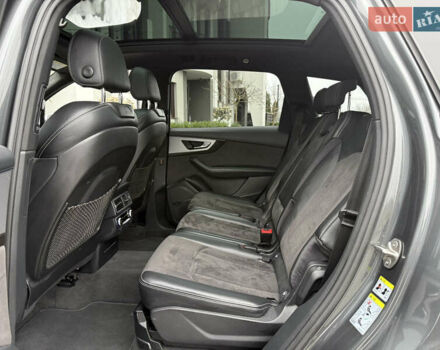 Сірий Ауді SQ7, об'ємом двигуна 4 л та пробігом 148 тис. км за 46999 $, фото 75 на Automoto.ua