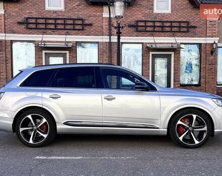 Серый Ауди SQ7, объемом двигателя 3.96 л и пробегом 96 тыс. км за 55750 $, фото 18 на Automoto.ua