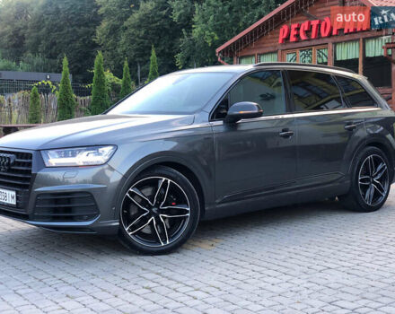 Серый Ауди SQ7, объемом двигателя 3.96 л и пробегом 103 тыс. км за 62000 $, фото 72 на Automoto.ua