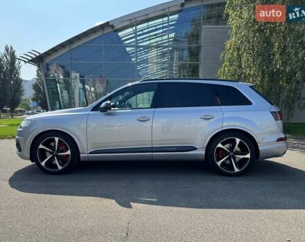 Сірий Ауді SQ7, об'ємом двигуна 4 л та пробігом 96 тис. км за 59900 $, фото 48 на Automoto.ua