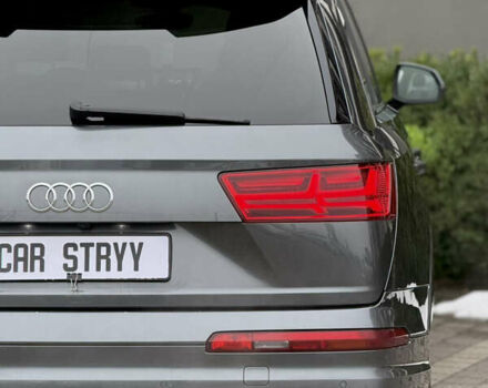 Сірий Ауді SQ7, об'ємом двигуна 4 л та пробігом 148 тис. км за 46999 $, фото 39 на Automoto.ua