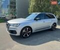 Сірий Ауді SQ7, об'ємом двигуна 4 л та пробігом 96 тис. км за 59900 $, фото 49 на Automoto.ua