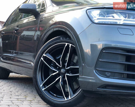 Серый Ауди SQ7, объемом двигателя 3.96 л и пробегом 103 тыс. км за 62000 $, фото 10 на Automoto.ua