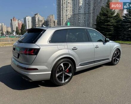 Сірий Ауді SQ7, об'ємом двигуна 4 л та пробігом 96 тис. км за 59900 $, фото 46 на Automoto.ua