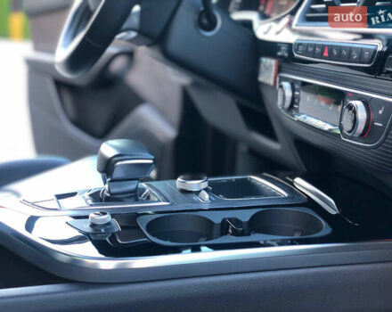 Серый Ауди SQ7, объемом двигателя 3.96 л и пробегом 103 тыс. км за 62000 $, фото 118 на Automoto.ua