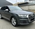 Сірий Ауді SQ7, об'ємом двигуна 4 л та пробігом 140 тис. км за 63800 $, фото 4 на Automoto.ua