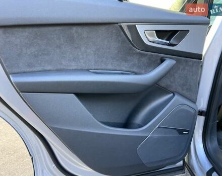 Серый Ауди SQ7, объемом двигателя 3.96 л и пробегом 96 тыс. км за 55750 $, фото 52 на Automoto.ua