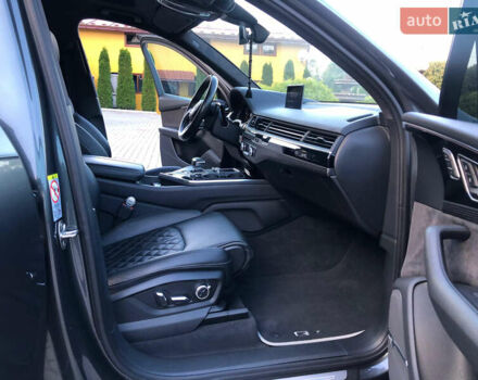 Серый Ауди SQ7, объемом двигателя 3.96 л и пробегом 103 тыс. км за 62000 $, фото 110 на Automoto.ua