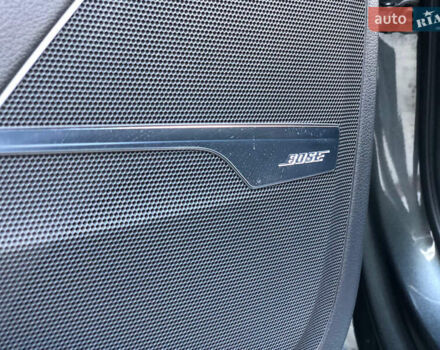 Серый Ауди SQ7, объемом двигателя 3.96 л и пробегом 103 тыс. км за 62000 $, фото 97 на Automoto.ua