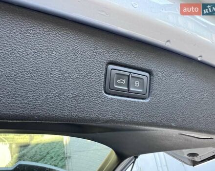 Серый Ауди SQ7, объемом двигателя 3.96 л и пробегом 96 тыс. км за 55750 $, фото 56 на Automoto.ua