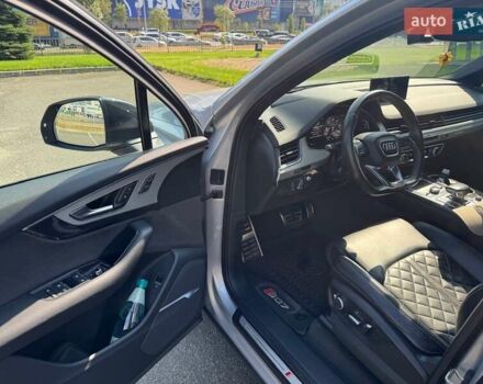 Сірий Ауді SQ7, об'ємом двигуна 4 л та пробігом 96 тис. км за 59900 $, фото 25 на Automoto.ua