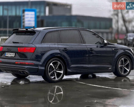 Сірий Ауді SQ7, об'ємом двигуна 4 л та пробігом 170 тис. км за 44900 $, фото 6 на Automoto.ua