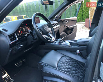 Серый Ауди SQ7, объемом двигателя 3.96 л и пробегом 103 тыс. км за 62000 $, фото 75 на Automoto.ua