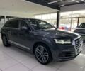 Серый Ауди SQ7, объемом двигателя 4 л и пробегом 130 тыс. км за 69800 $, фото 2 на Automoto.ua