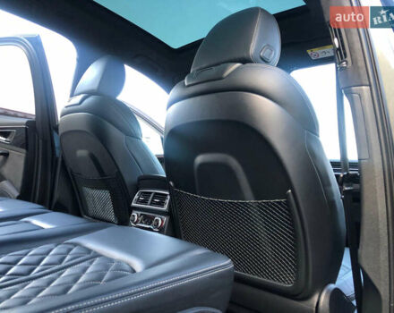 Серый Ауди SQ7, объемом двигателя 3.96 л и пробегом 103 тыс. км за 62000 $, фото 104 на Automoto.ua