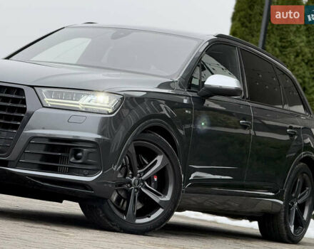 Сірий Ауді SQ7, об'ємом двигуна 4 л та пробігом 148 тис. км за 46999 $, фото 9 на Automoto.ua