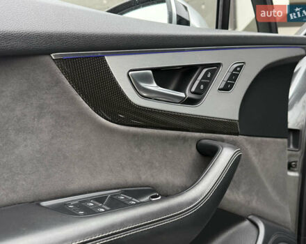 Сірий Ауді SQ7, об'ємом двигуна 4 л та пробігом 148 тис. км за 46999 $, фото 79 на Automoto.ua