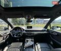 Сірий Ауді SQ7, об'ємом двигуна 4 л та пробігом 96 тис. км за 59900 $, фото 45 на Automoto.ua