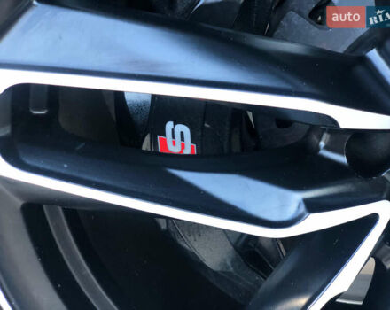 Серый Ауди SQ7, объемом двигателя 3.96 л и пробегом 103 тыс. км за 62000 $, фото 41 на Automoto.ua