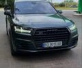 Серый Ауди SQ7, объемом двигателя 3.96 л и пробегом 183 тыс. км за 46900 $, фото 1 на Automoto.ua