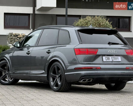 Сірий Ауді SQ7, об'ємом двигуна 4 л та пробігом 148 тис. км за 46999 $, фото 42 на Automoto.ua